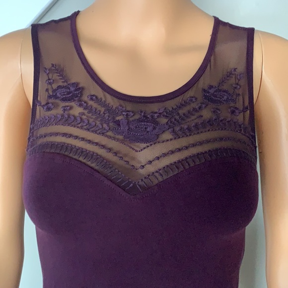 Top - Picture 2 of 4